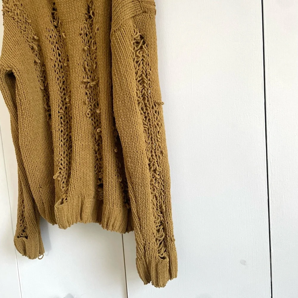 Love Marks Distressed Cold Shoulder Sweater in Mustard Yellow Size Small